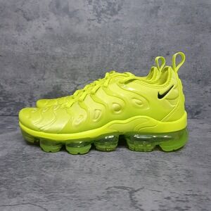 NIKE Air VaporMax Plus Running‎ Shoes Womens Size 5.5 Tennis Ball Volt Green Nby
